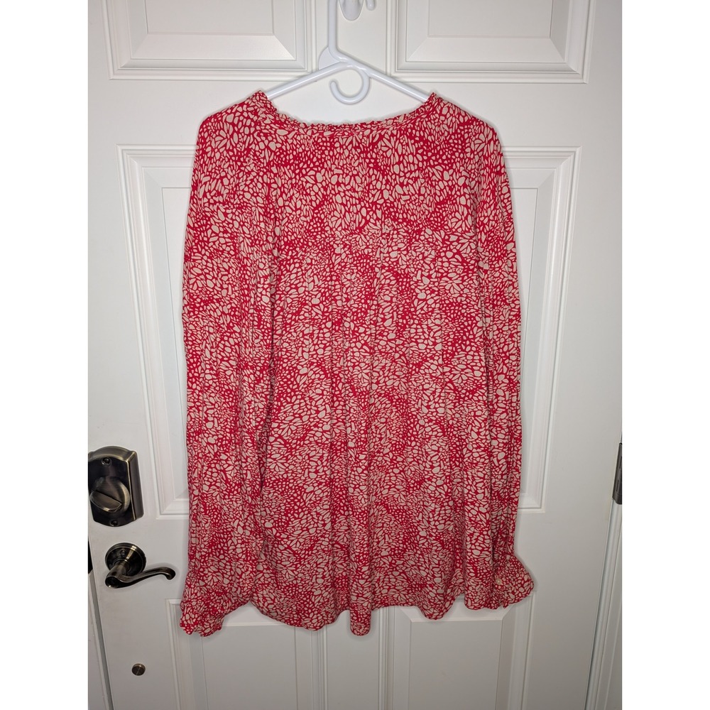 Loft Plus Red Cream Abstract Print V-Neck Ruffle Cuff Blouse Size 16 - Picture 3 of 6